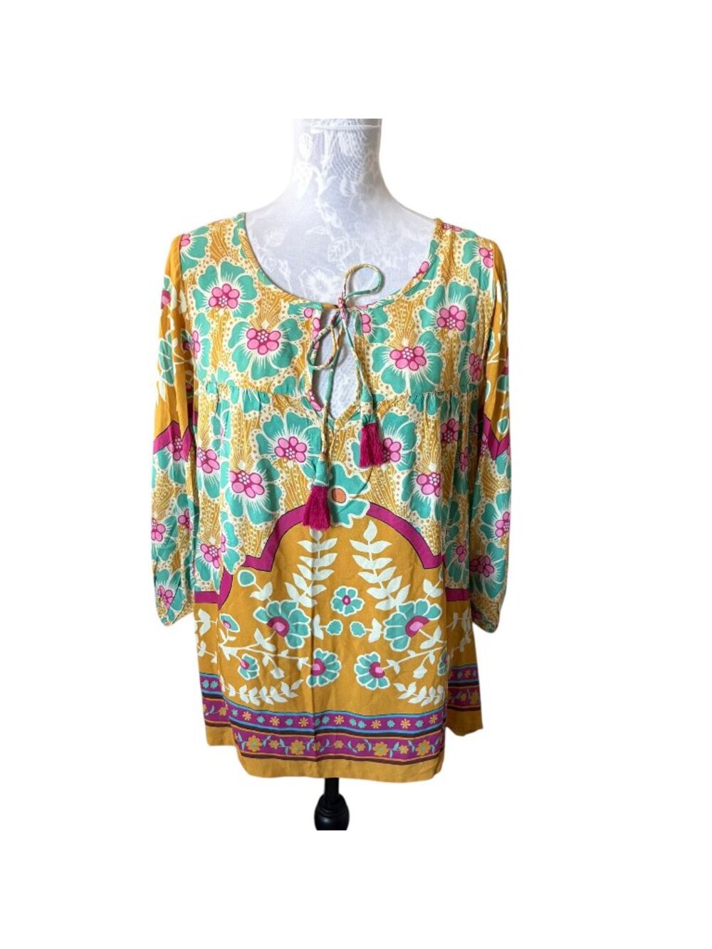 Natural Life Maribel floral Top Long Sleeve Colorful Size Medium NWT